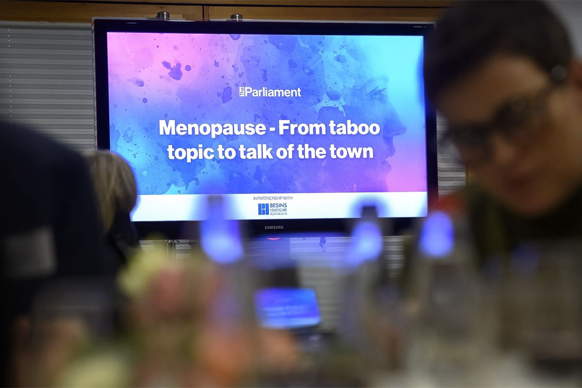 Cómo Irlanda puede liderar el camino en materia de menopausia y salud de la mujer