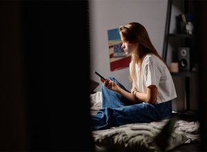 Artículo de opinión: Un punto de inflexión para proteger a los niños de Europa en línea