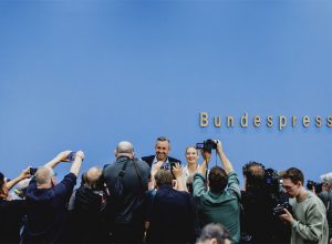 La lección de AfD para la extrema derecha francesa e italiana